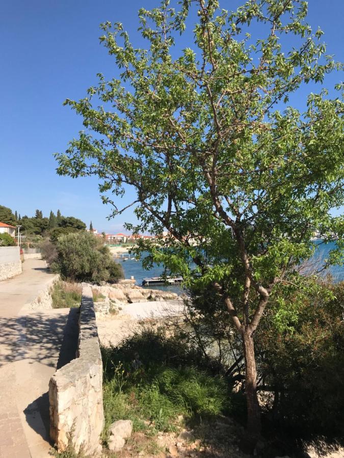Tona Apartments Trogir Bagian luar foto