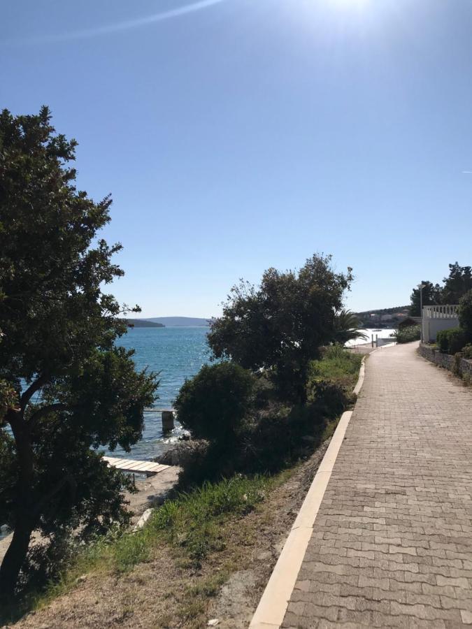 Tona Apartments Trogir Bagian luar foto