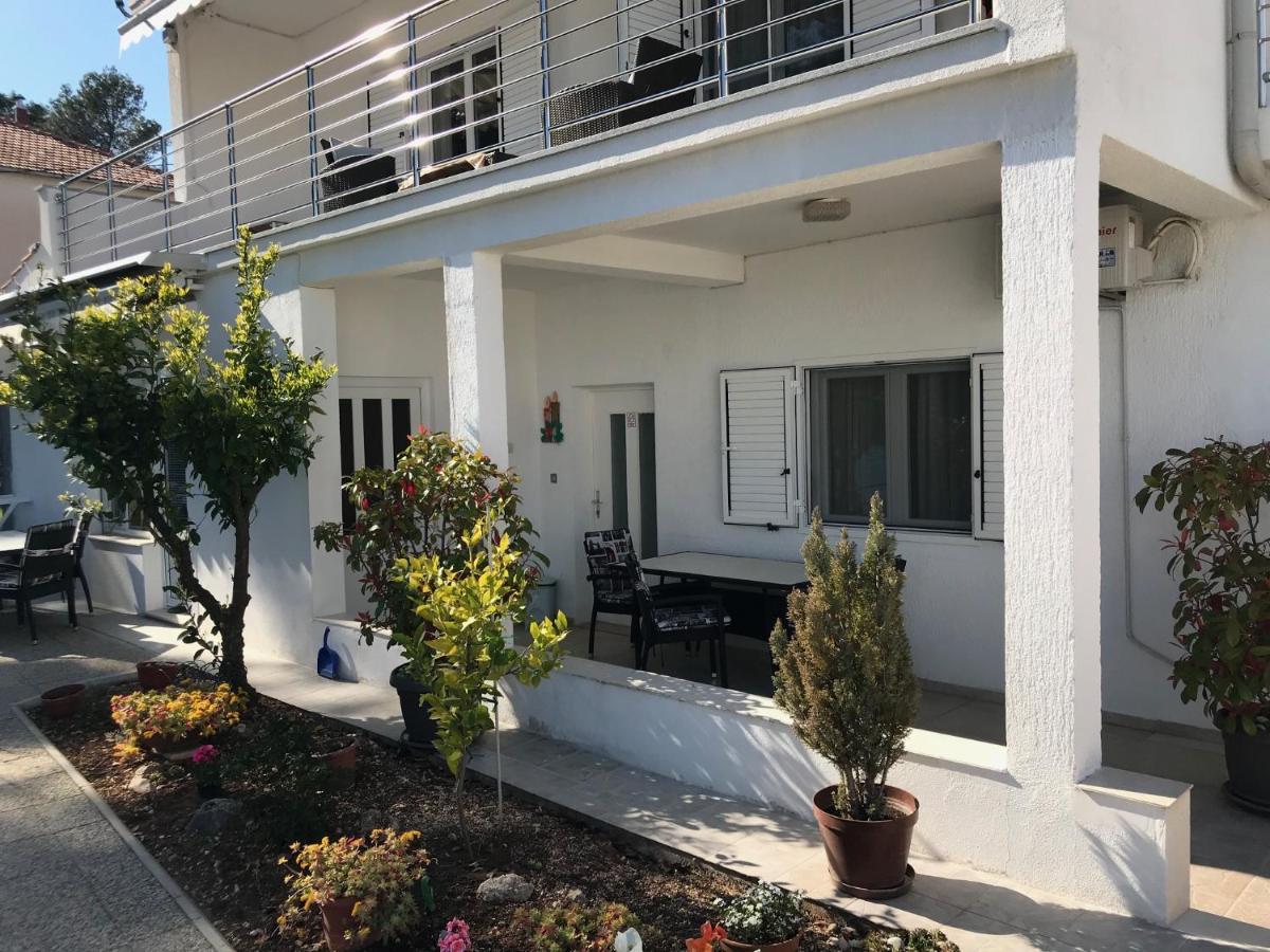 Tona Apartments Trogir Bagian luar foto