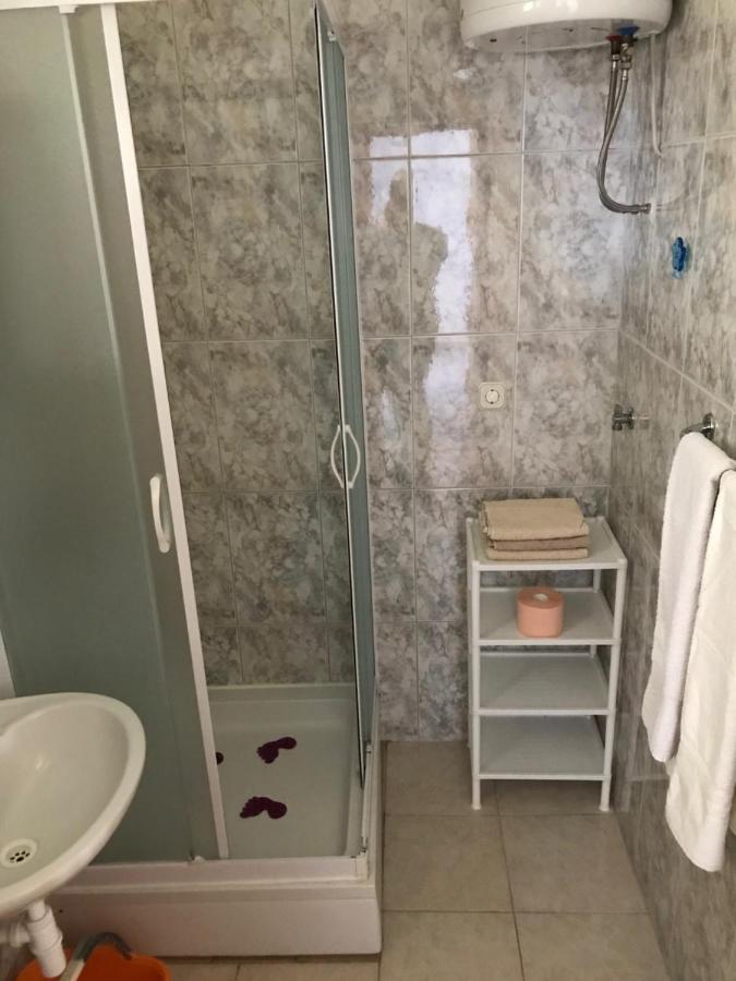 Tona Apartments Trogir Bagian luar foto