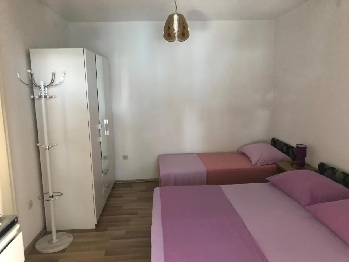 Tona Apartments Trogir Bagian luar foto