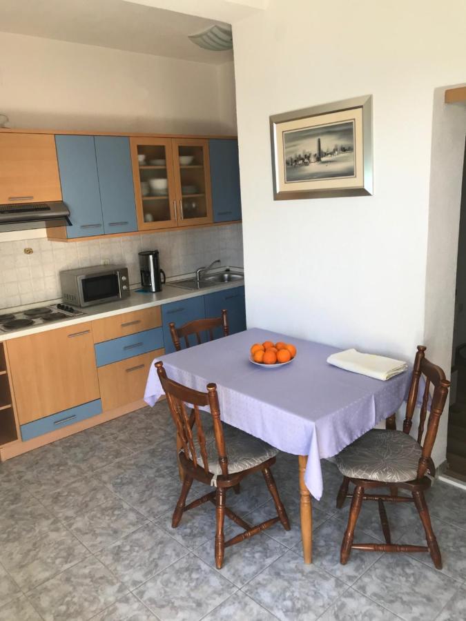 Tona Apartments Trogir Bagian luar foto